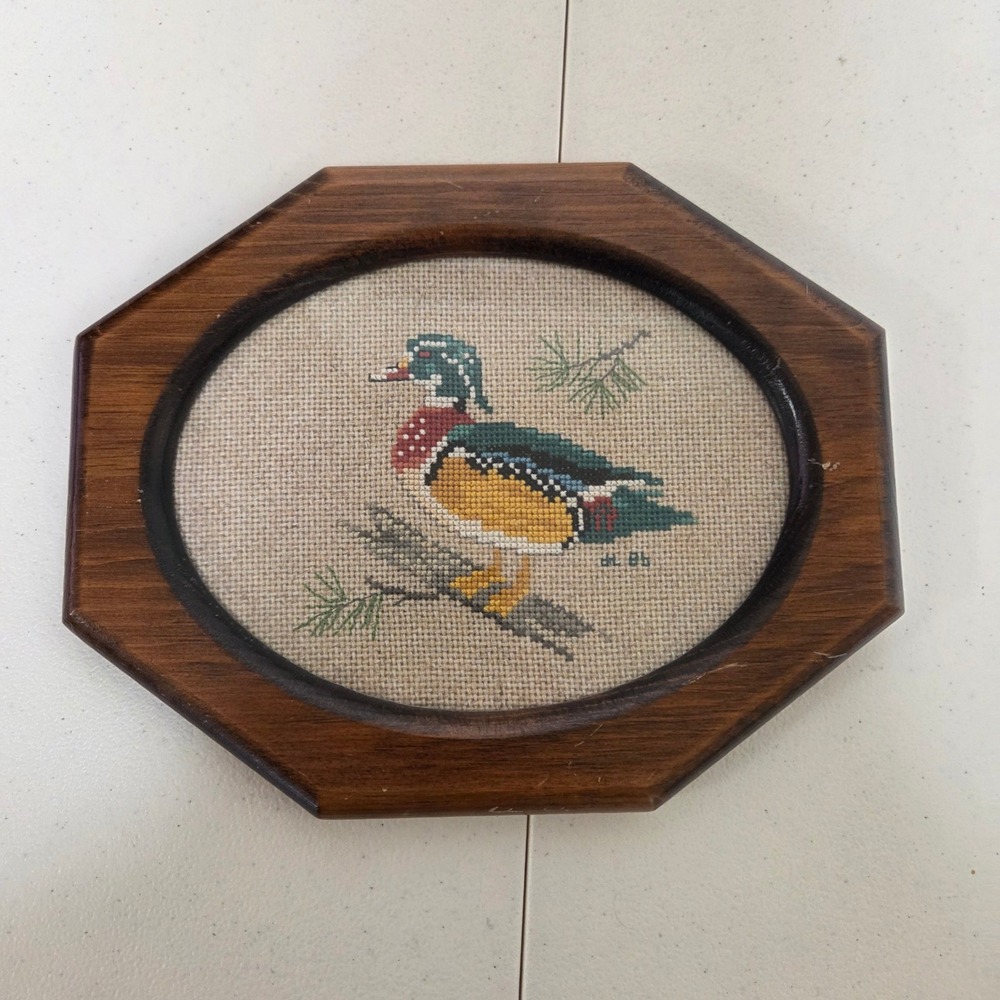 Vintage Woodpecker Cross Stitch Needlepoint Art Octagon Wood Frame 10x8